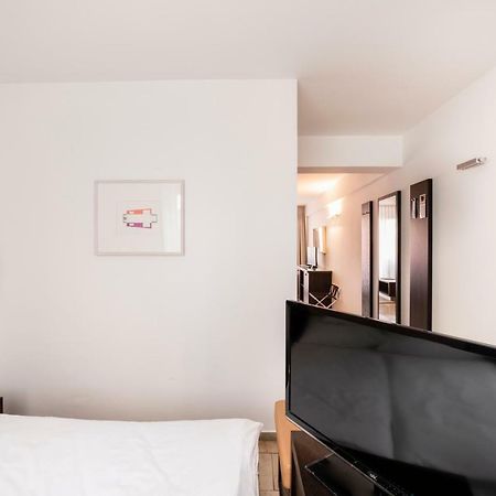 Burns Apartments デュッセルドルフ エクステリア 写真