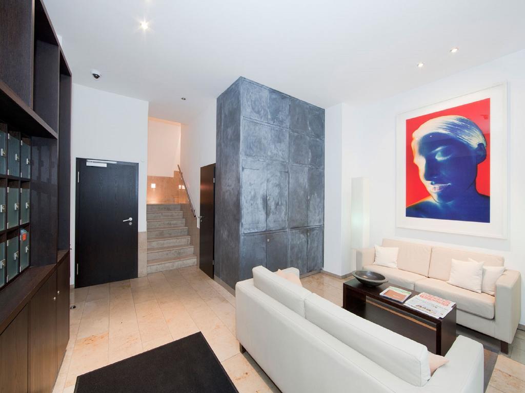 Burns Apartments デュッセルドルフ エクステリア 写真