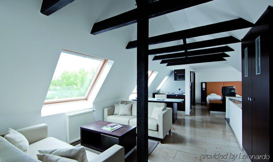 Burns Apartments デュッセルドルフ エクステリア 写真