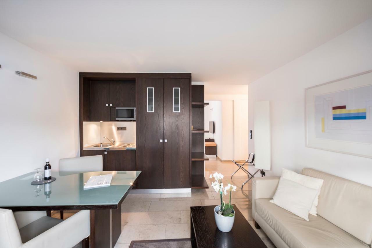 Burns Apartments デュッセルドルフ エクステリア 写真